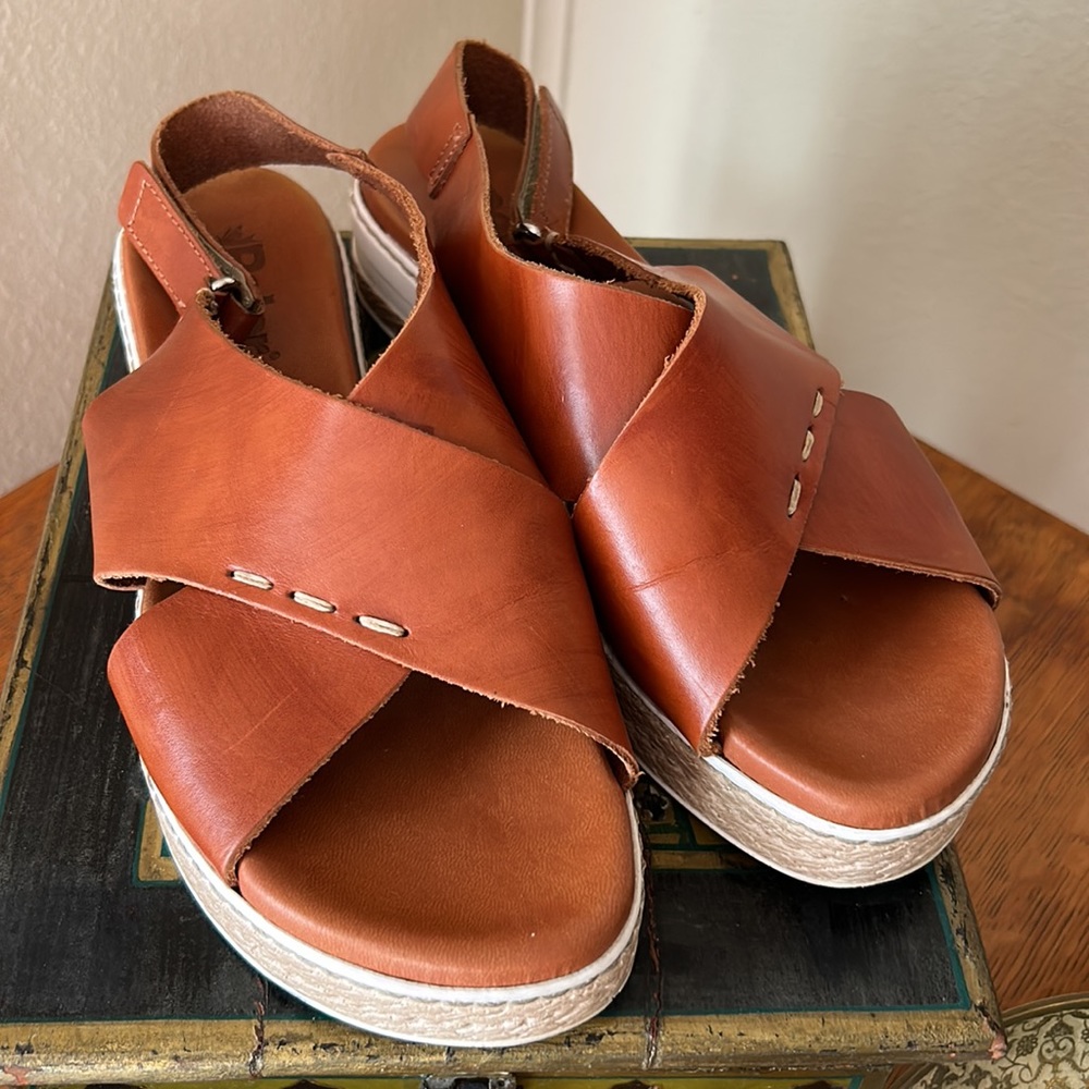 Pajar Leather Sandals